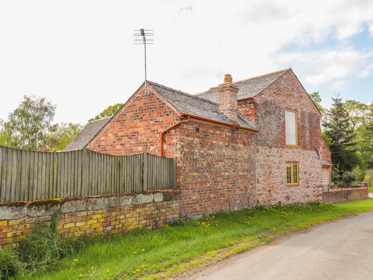 Villa The Tractor Shed Oswestry Exterior foto