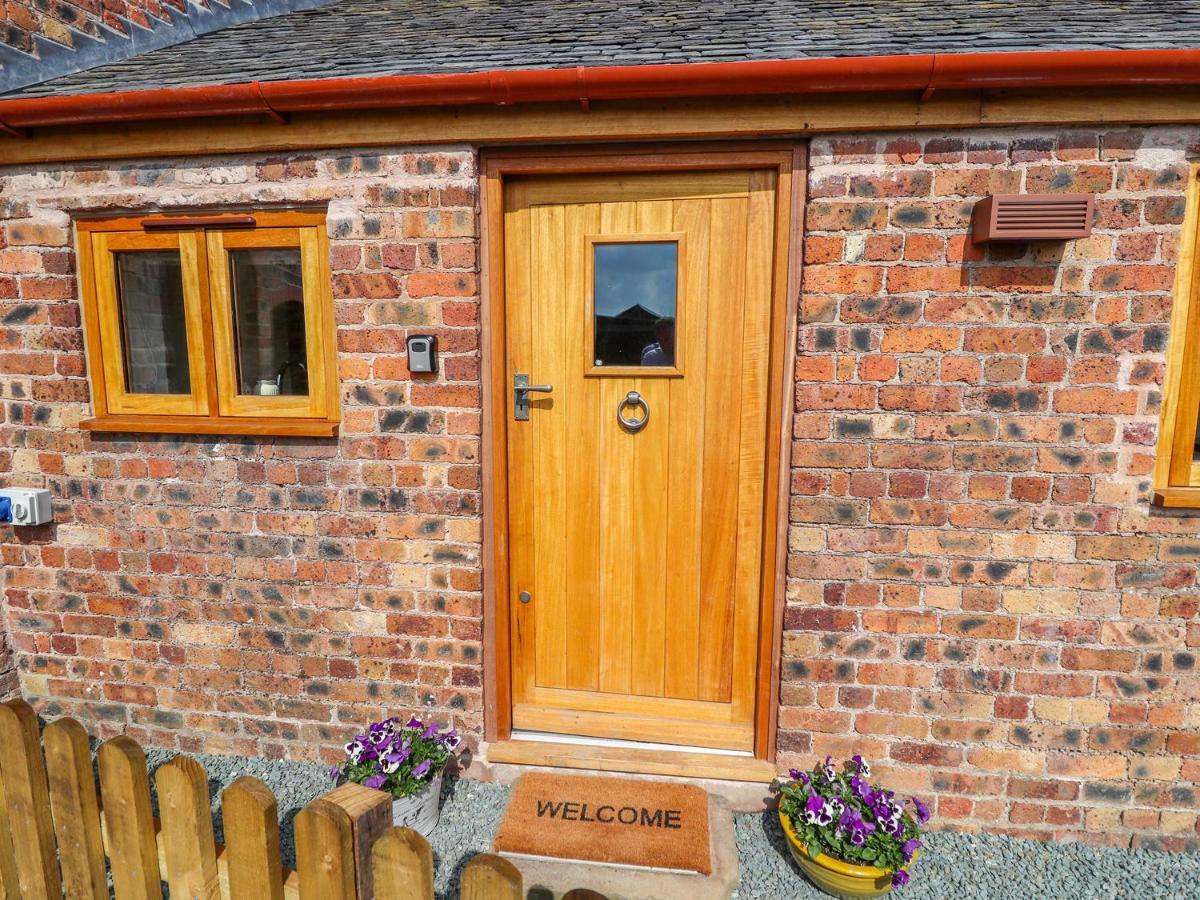 Villa The Tractor Shed Oswestry Exterior foto
